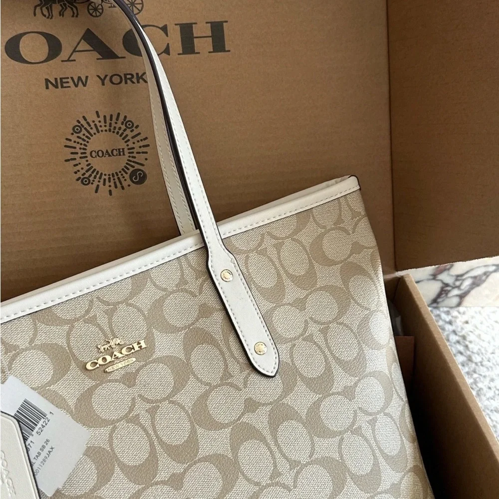 Coach Large Tote Bag Canvas Shopping Bag Everyday Carryall - Picture 6 of 9